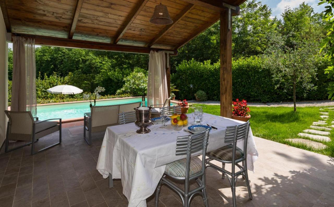 Villa Con Piscina Esclusiva Nel Verde Lucca Luaran gambar