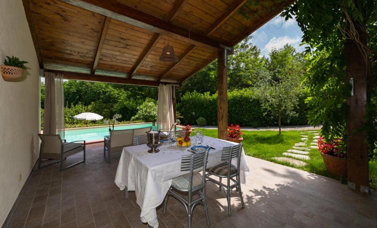 Villa Con Piscina Esclusiva Nel Verde Lucca Luaran gambar